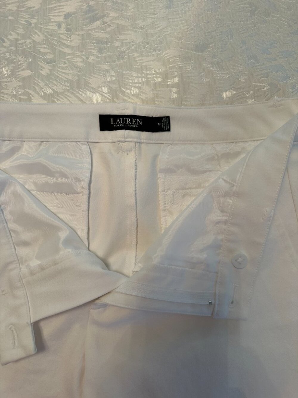 Ralph Lauren Ladies Dress Shorts Size 10 - Picture 4 of 4
